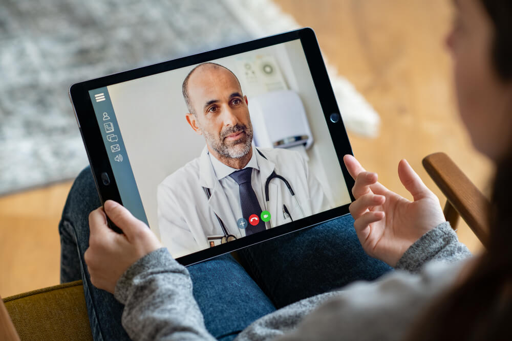 IS Microsoft teams a HIPPA compliant way for doctors to communicate?